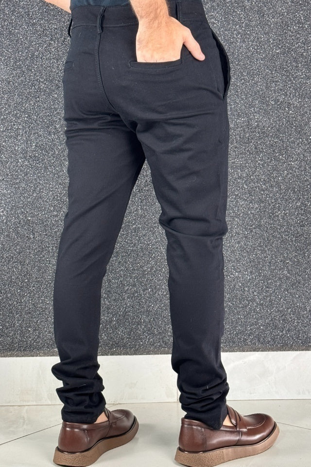 Calça Preta Tradicional