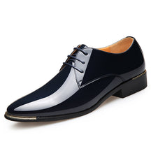 Sapato Masculino de Couro Envernizado