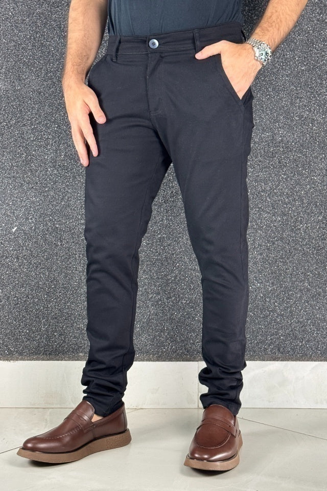 Calça Preta Tradicional
