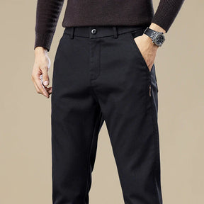 Calça Chino Masculina em Sarja